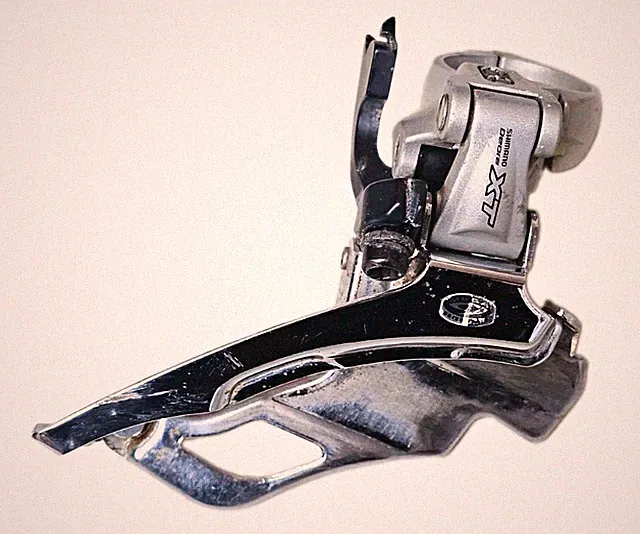 Shimano Deore XT FD-M761A Front Derailleur Clamp-On Dual Pull 9-Speed Triple